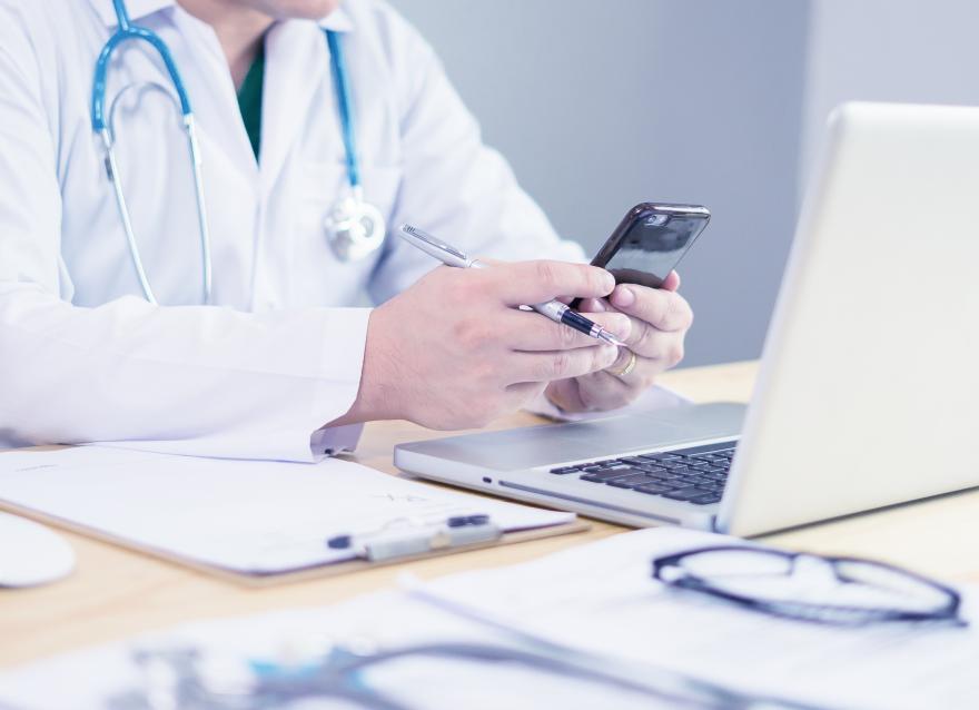 夏季是糖尿病足的高發(fā)期，糖友要注意以下生活細(xì)節(jié)